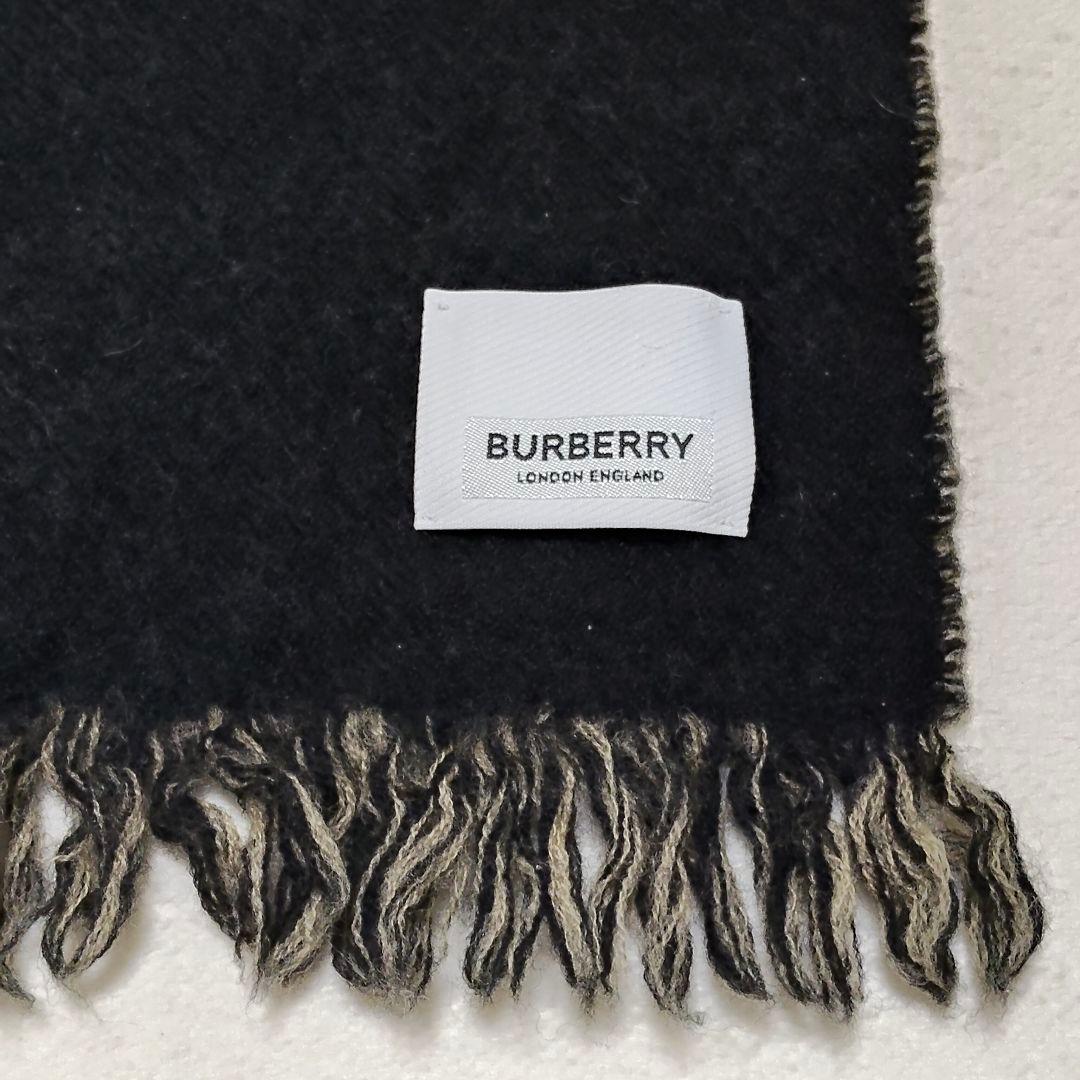 BURBERRY LONDON　マフラー