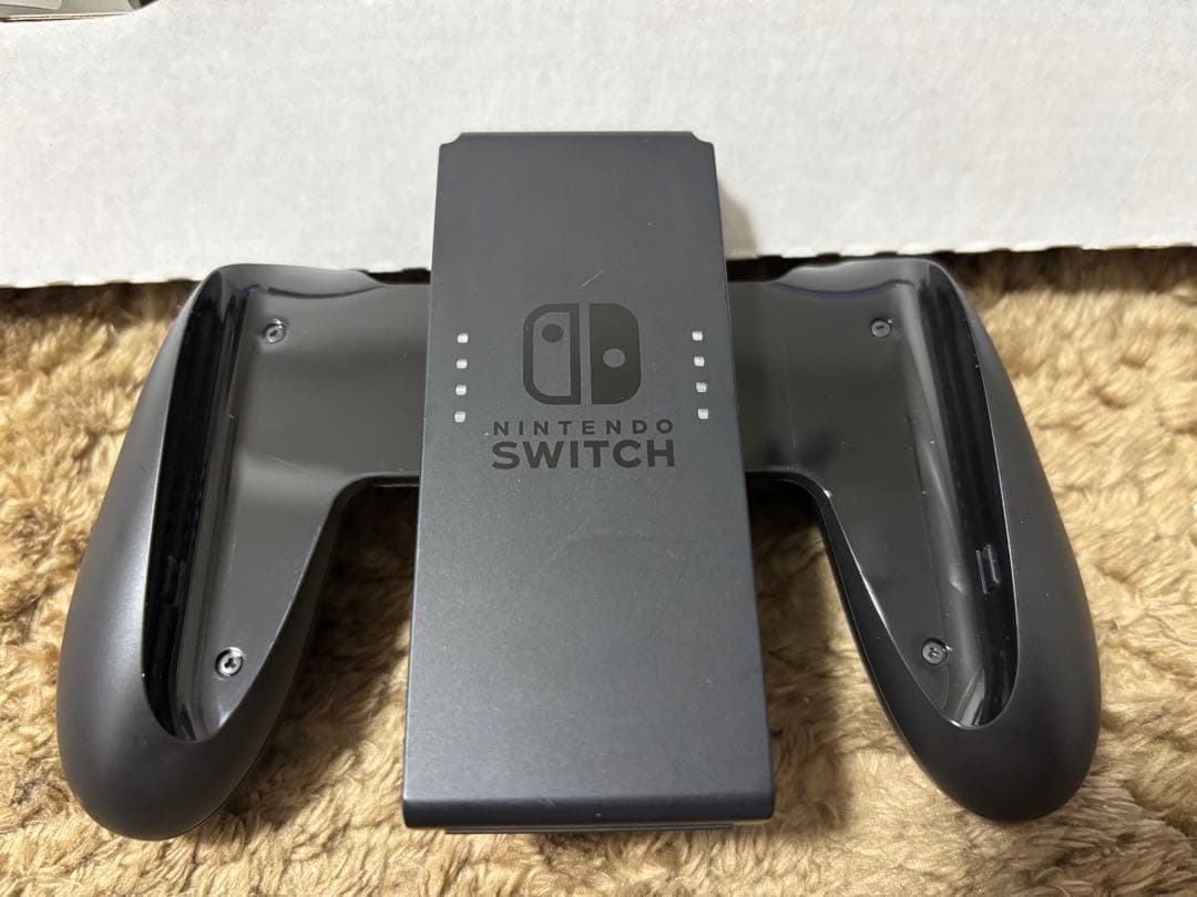 【美品】NintendoSwitch本体 + プロコン(純正)+ モンハンライズ