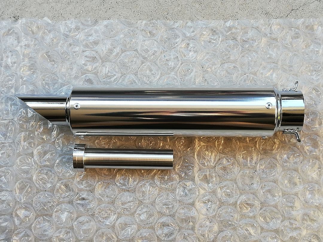 激鳴きバッフル付きの真空サイレンサー42.7π(新品)　CBXゼファーXJR♪