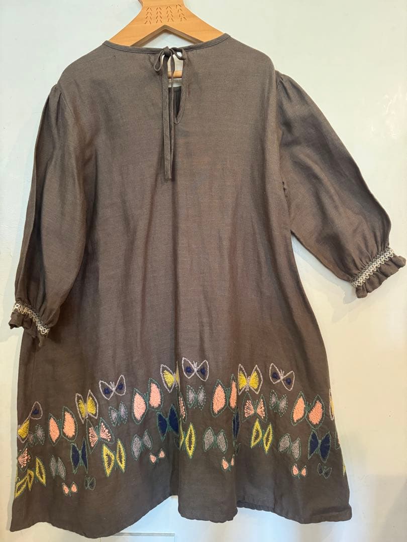 mini perhonen 蝶刺繍 七分袖ワンピース