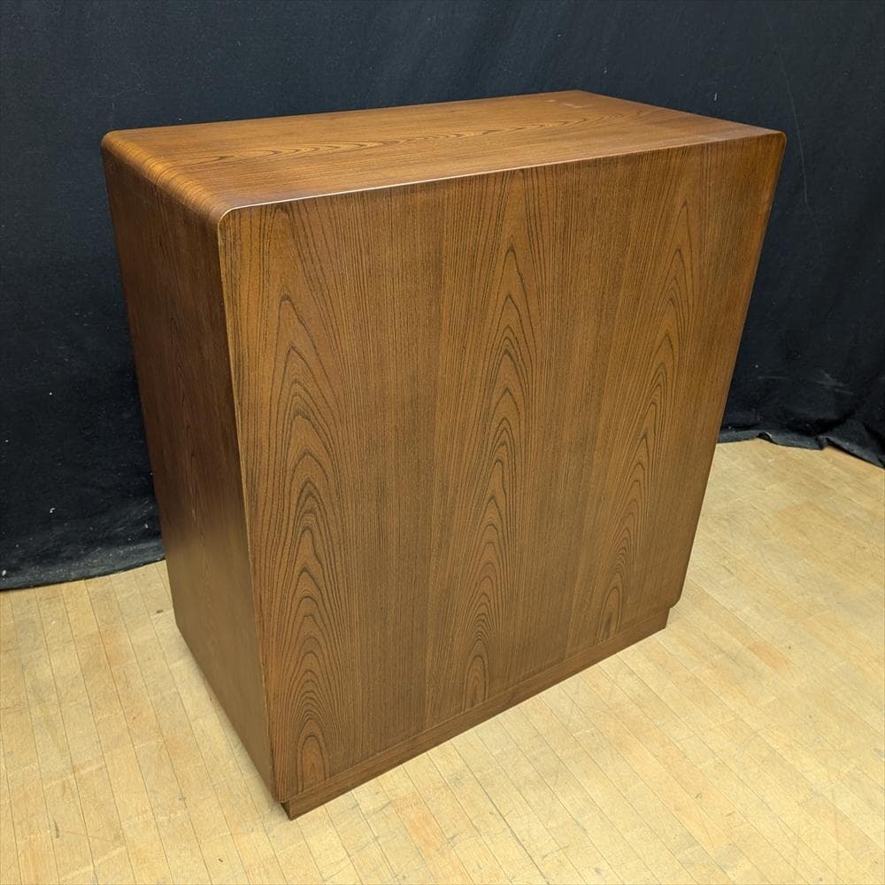 民芸家具　整理箪笥　時代箪笥　タンス　たんす　箪笥　引き出し　収納家具　引き戸