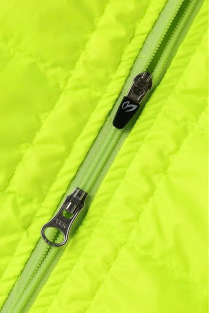 新品 パーリーゲイツ マスターバニー リップストップ撥水ジャケット (6)LL黄