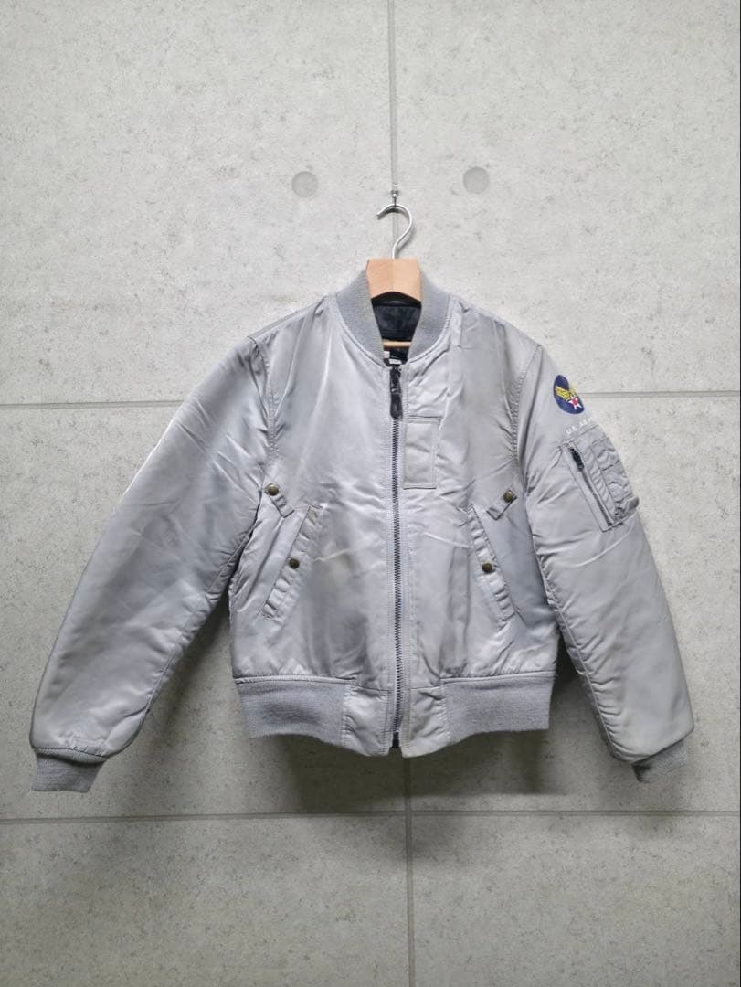 米軍実物のMA-1フライトジャケット　38グレー
