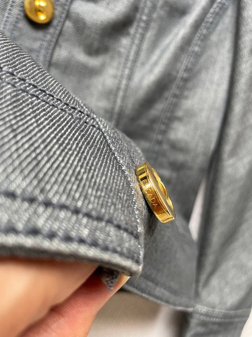 エスカーダ ジャケット 36 デニム風 ゴールドボタン 美シルエット