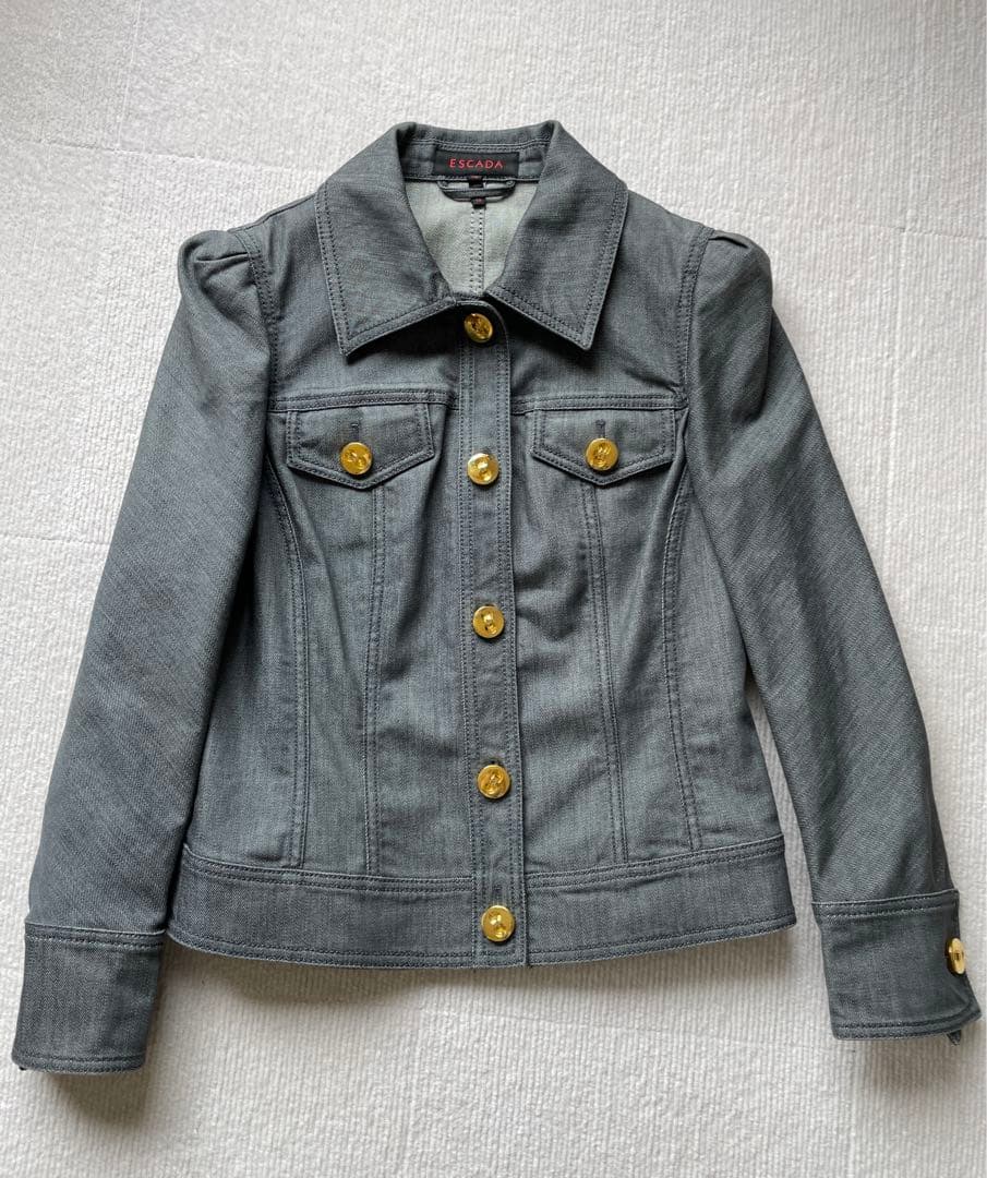 エスカーダ ジャケット 36 デニム風 ゴールドボタン 美シルエット