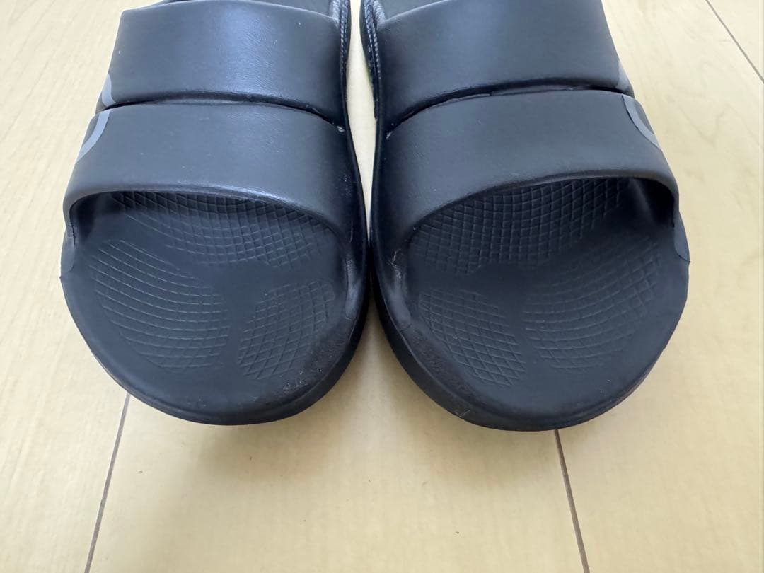 ウーフォス　ウーアースポーツ　２７センチ