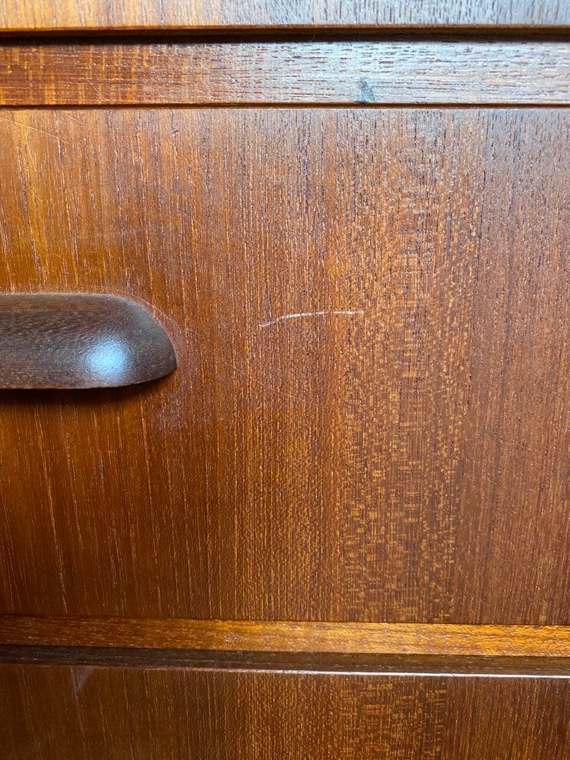 3月中旬まで　北欧ヴィンテージ　デンマーク製　チーク6段チェスト