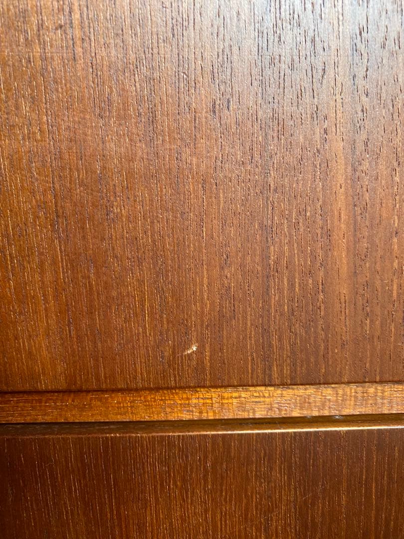 3月中旬まで　北欧ヴィンテージ　デンマーク製　チーク6段チェスト