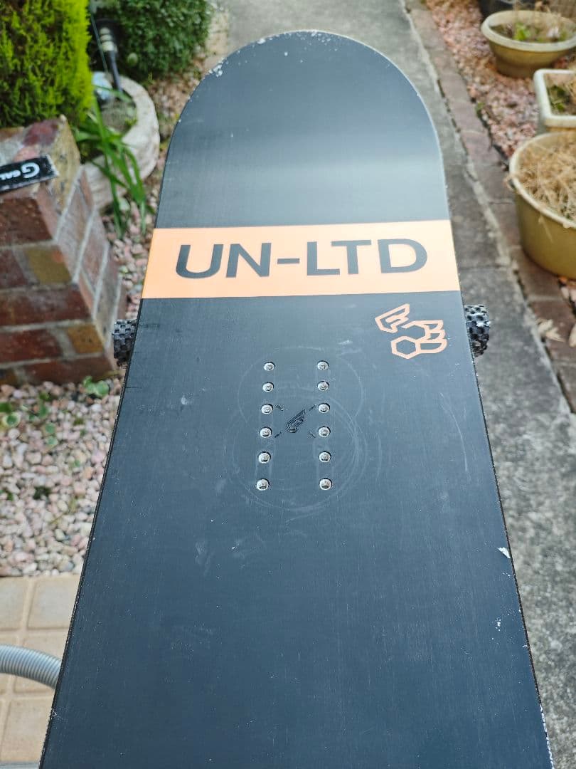 fanatic UN-LTD 151cm スノーボード板　ファナティック