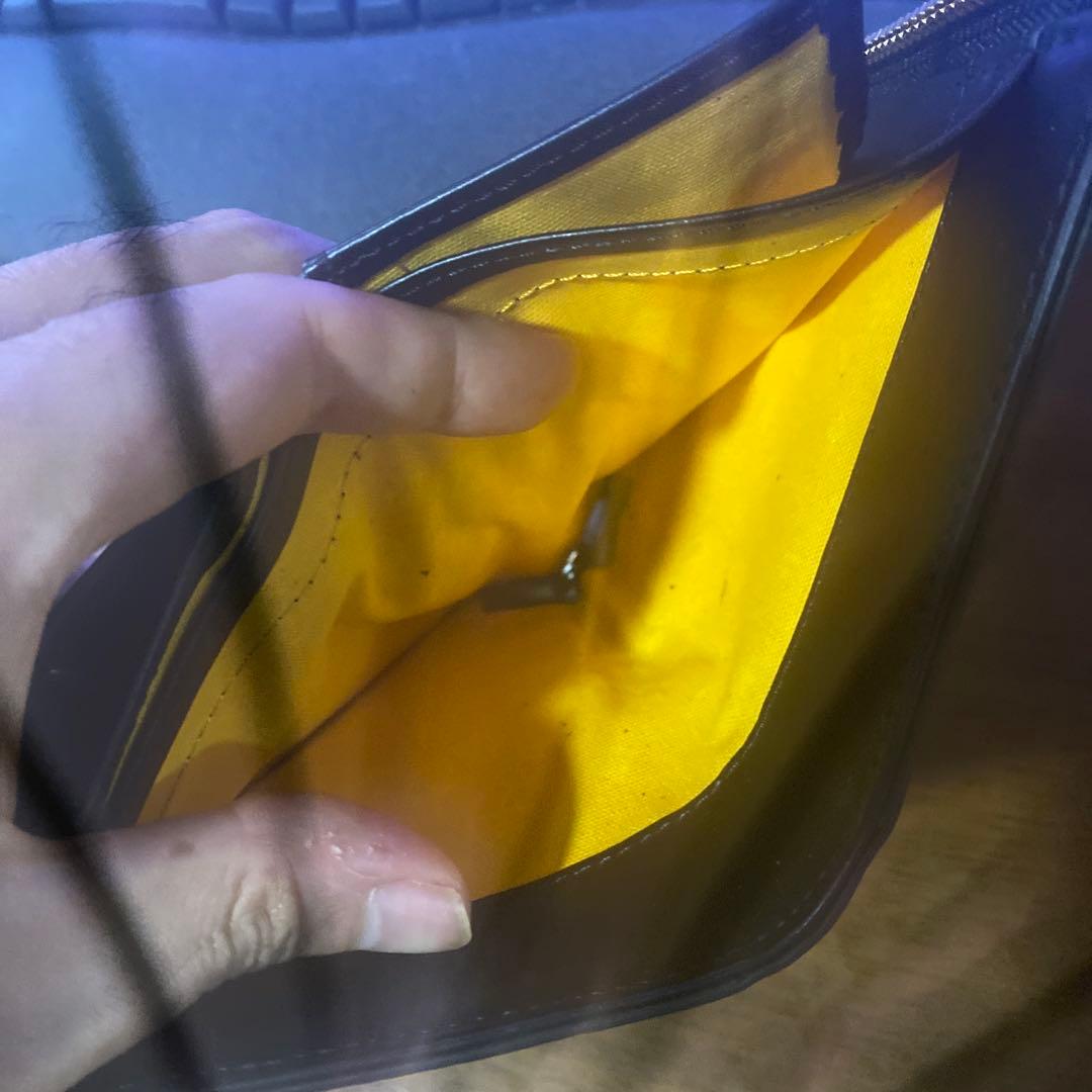 CASTELBAJAC イエロー 二つ折り財布