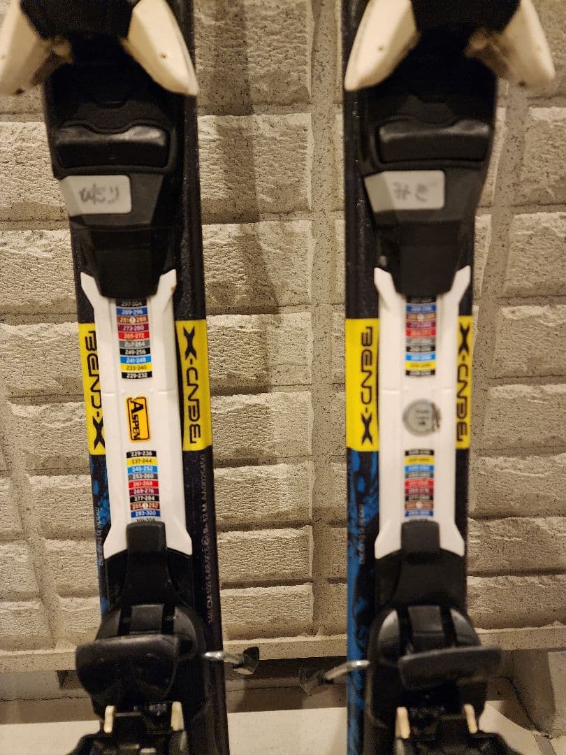 ATOMICアトミック 子供用　カービングスキー　140cm