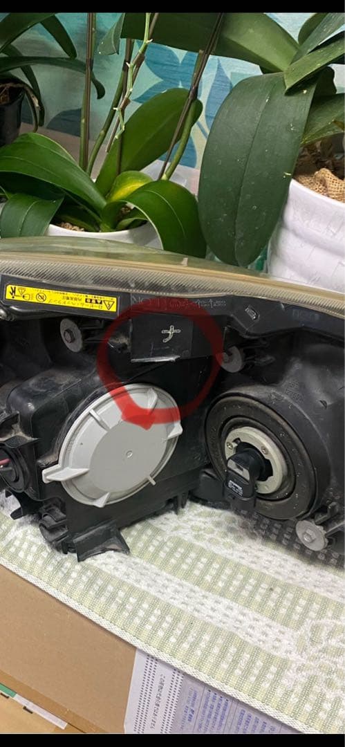 30プリウスGsヘッドライト