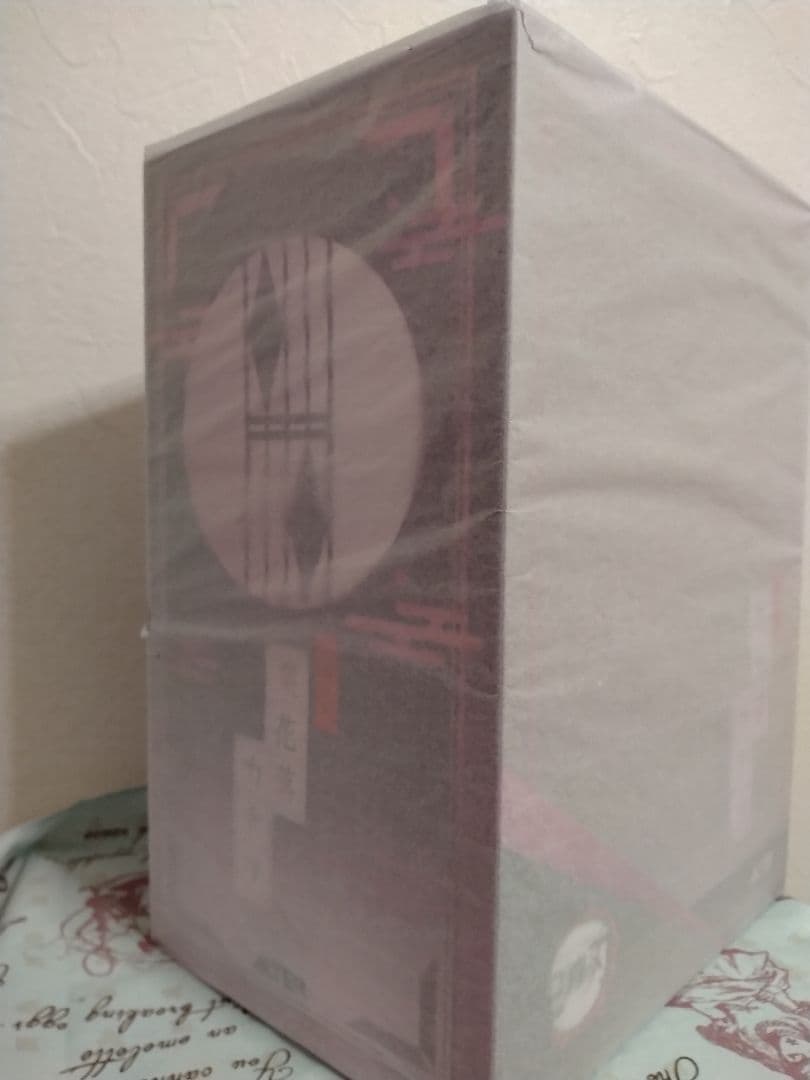 鬼滅の刃　栗花落カナヲ