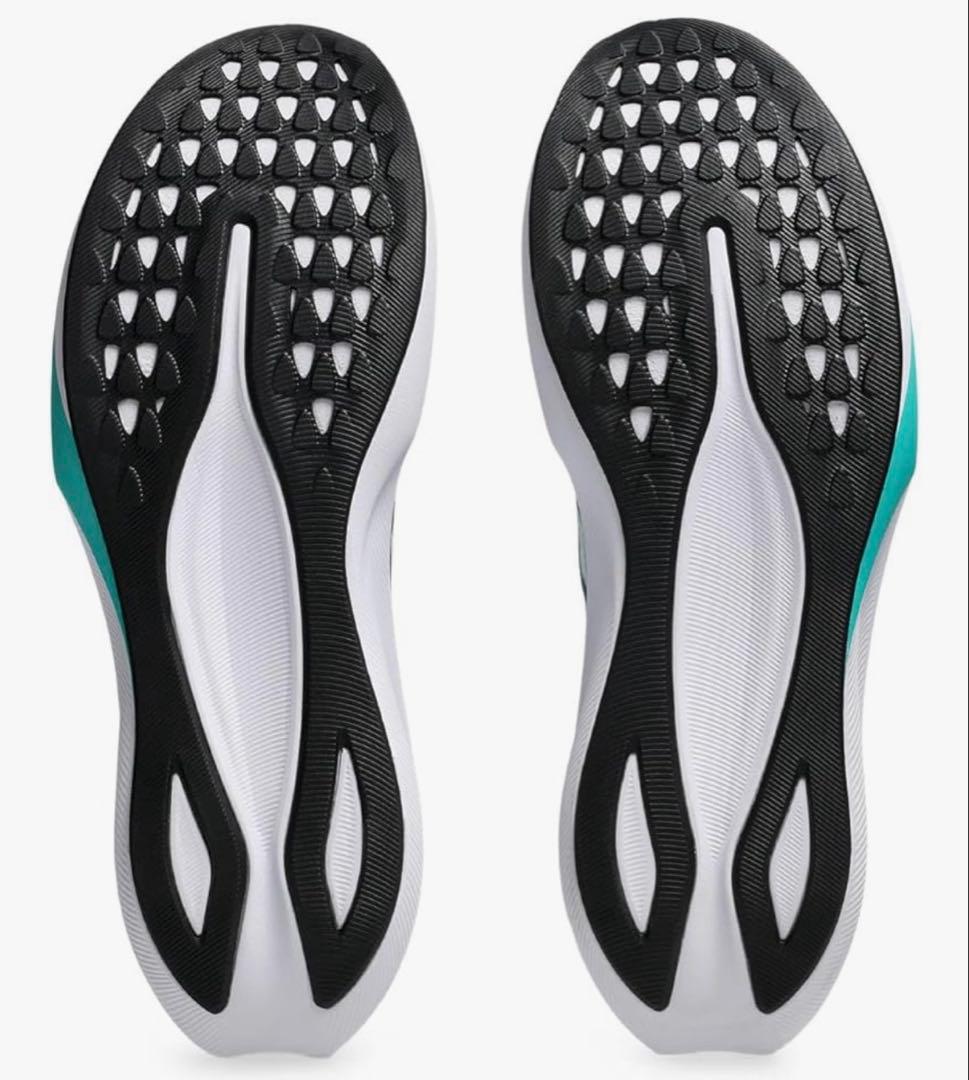 レアASICS レディース　メンズ　緑　ミント　陸上　マラソン　大会　軽い　紐