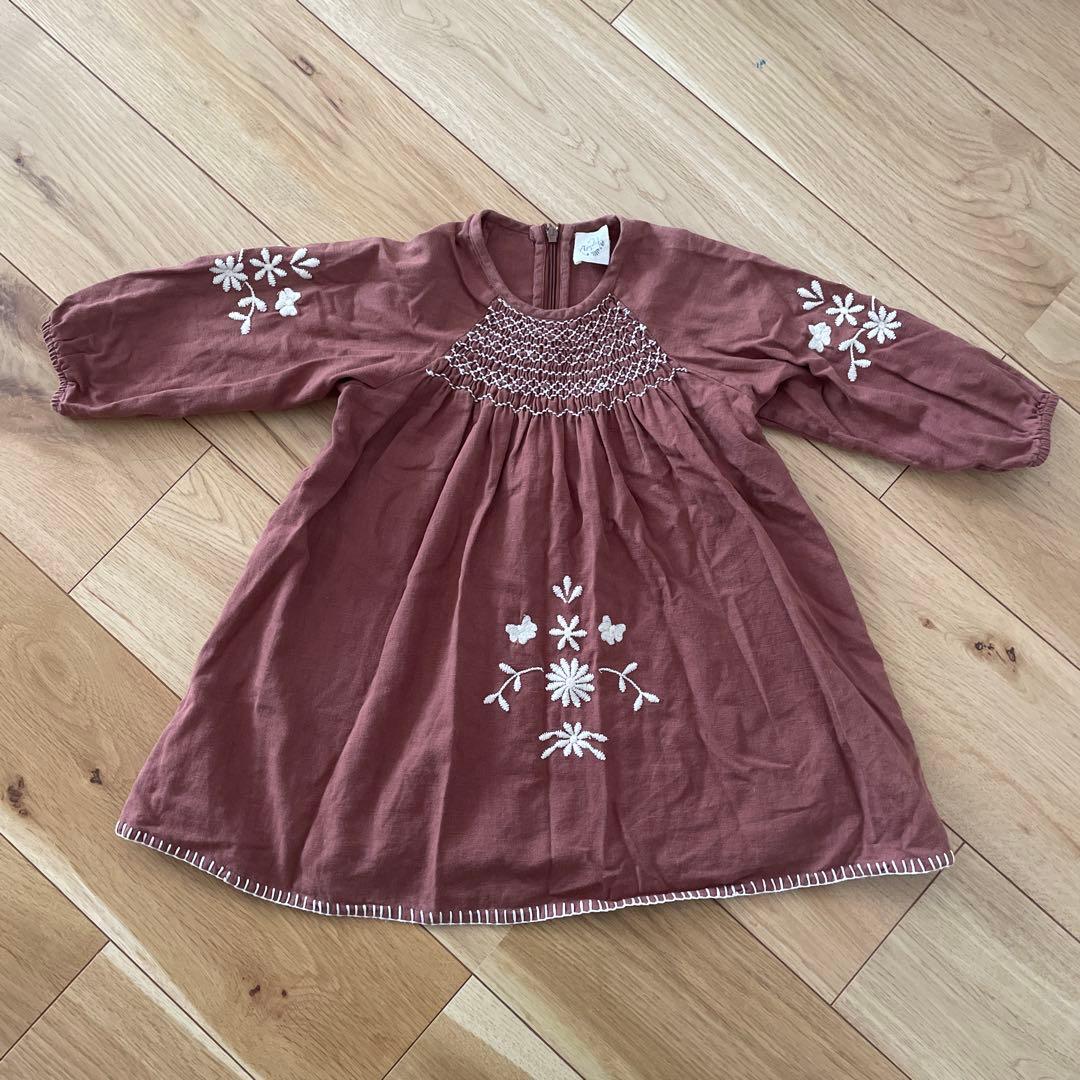 Apolina 刺繍長袖ワンピース　3-5y