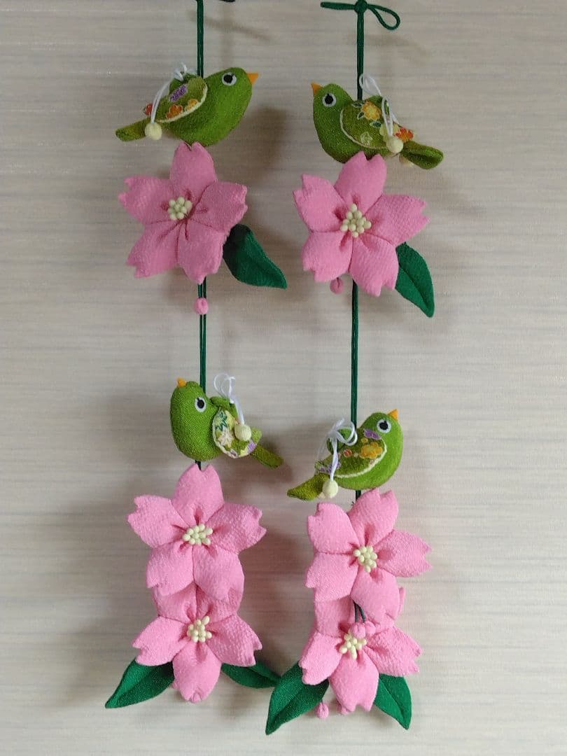 ラビベア　ちりめん細工　桜とめじろの吊し飾り
