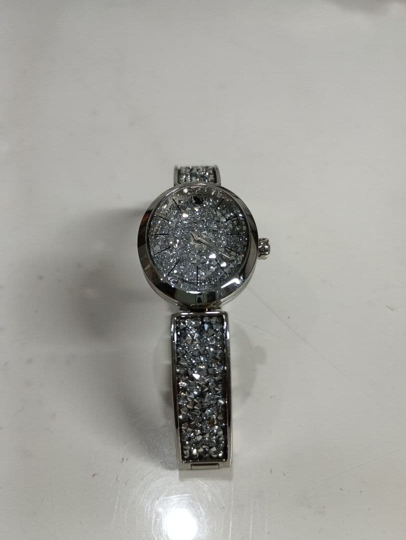 スワロフスキー　クリスタルオーバル　時計　稼働　5656881