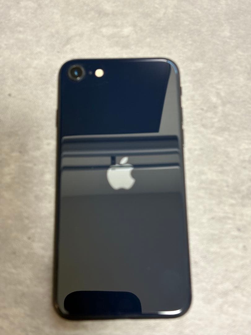 iPhoneSE第3世代64GB SIMフリー　美品