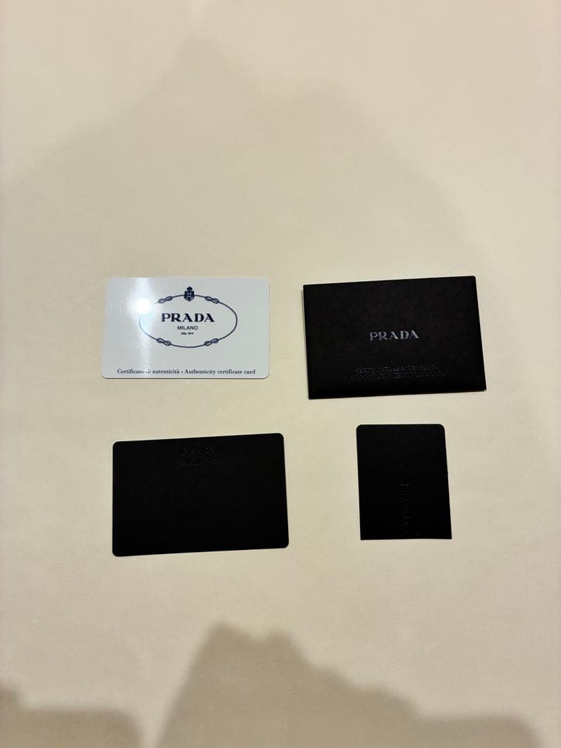 【美品】PRADA ネイビー 長財布 箱付き