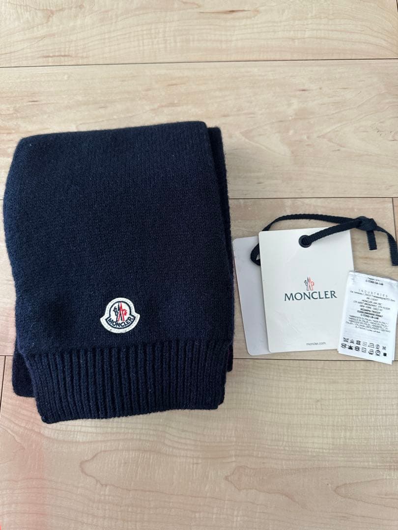 【値下げ】MONCLER モンクレール　マフラー