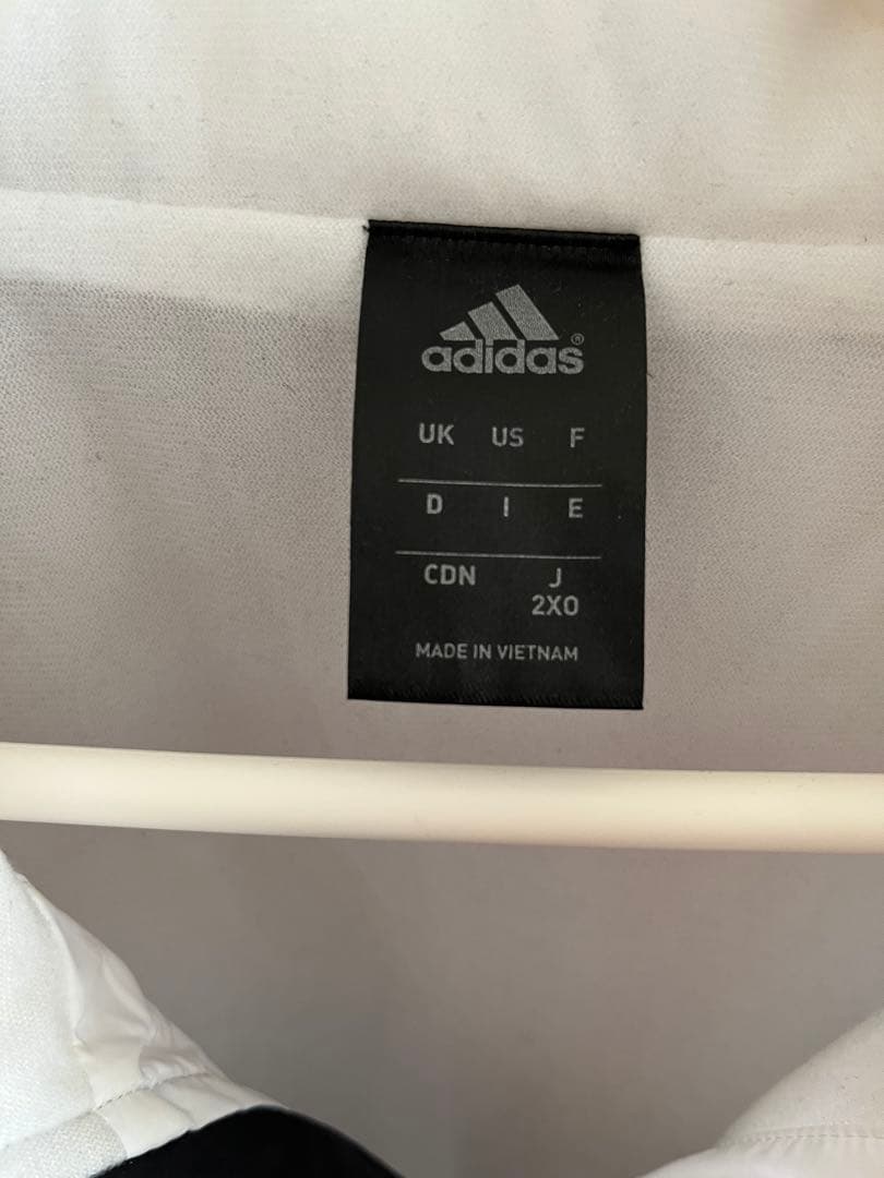 かっち adidas 24/7 ウインドブレーカー上下セット