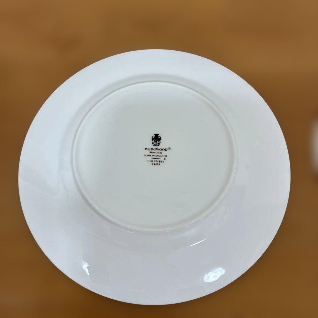 ウェッジウッド コロンビアセージグリーン プレート　丸皿　黒壷　4枚まとめ売り