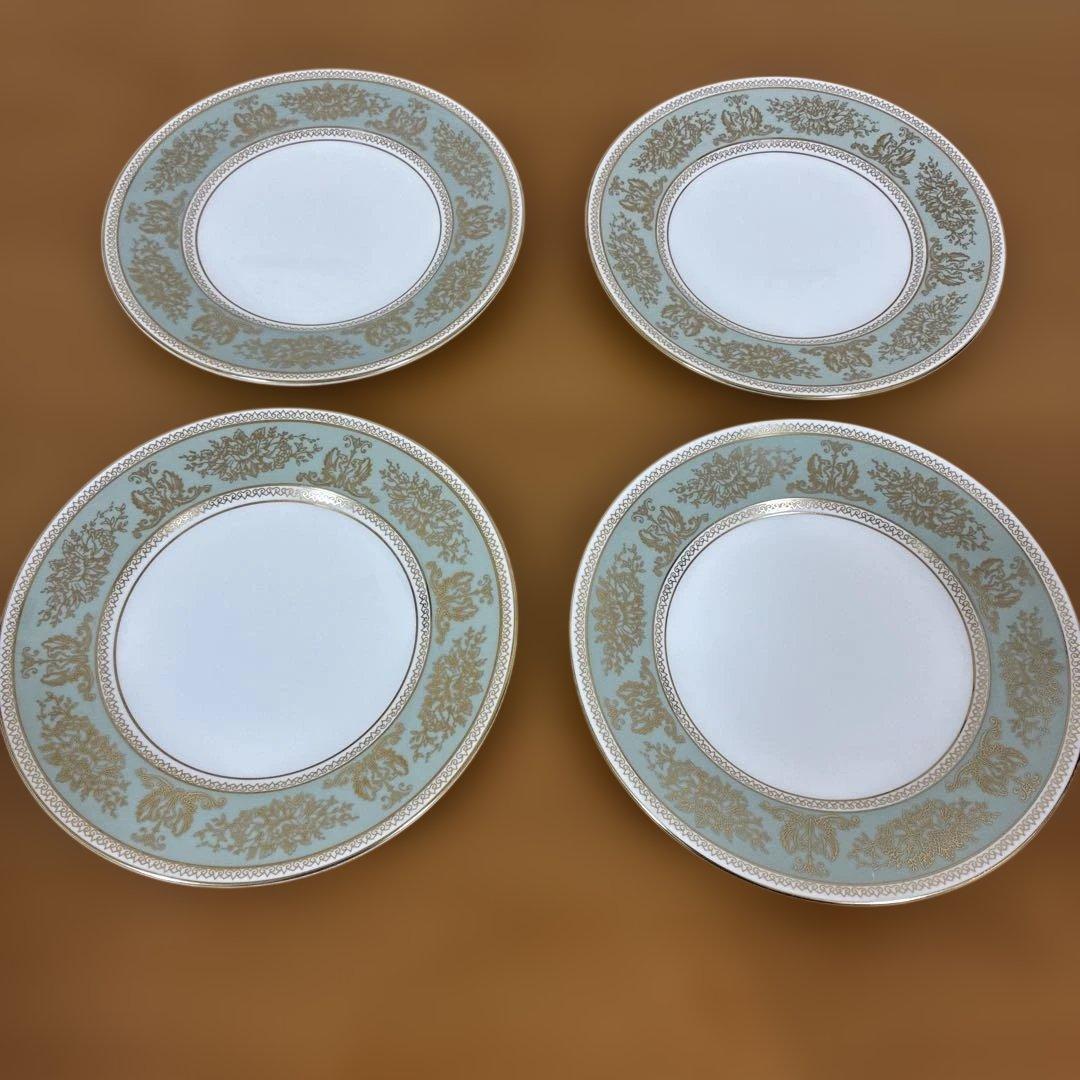 ウェッジウッド コロンビアセージグリーン プレート　丸皿　黒壷　4枚まとめ売り