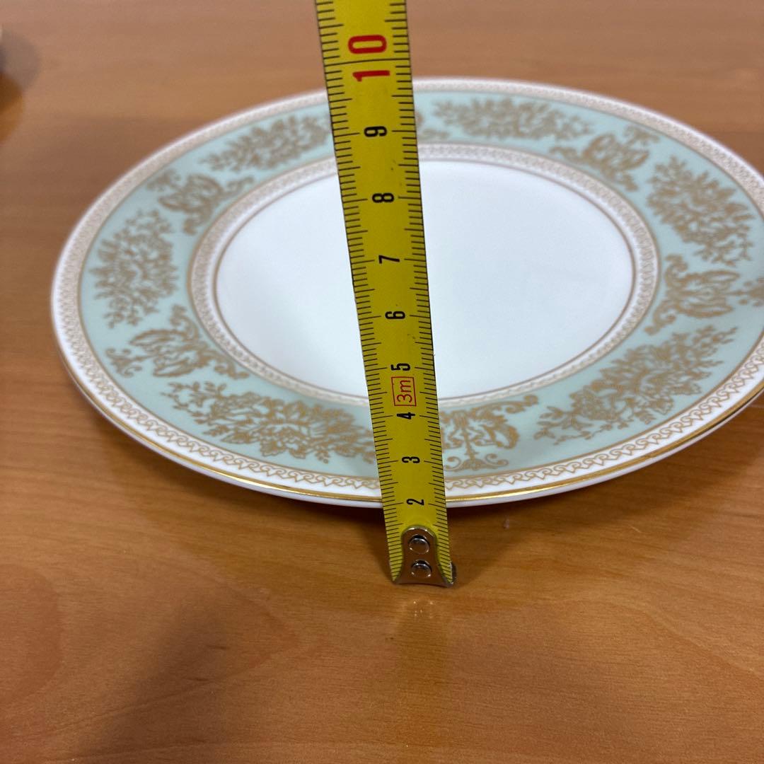 ウェッジウッド コロンビアセージグリーン プレート　丸皿　黒壷　4枚まとめ売り