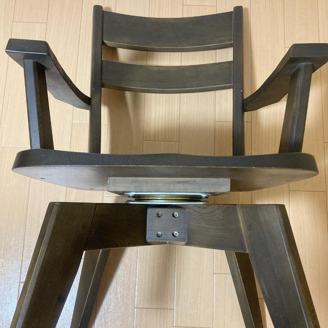 【美品】回転式 ダイニングチェア 木製 アーム付き 天然木 ナチュラルブラウン