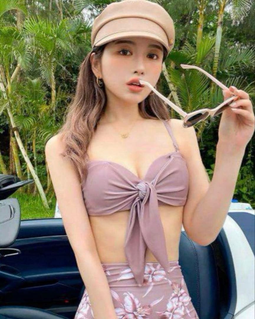 新品 タグ付き Darich ダーリッチ ピンク フラワー ビキニ 水着