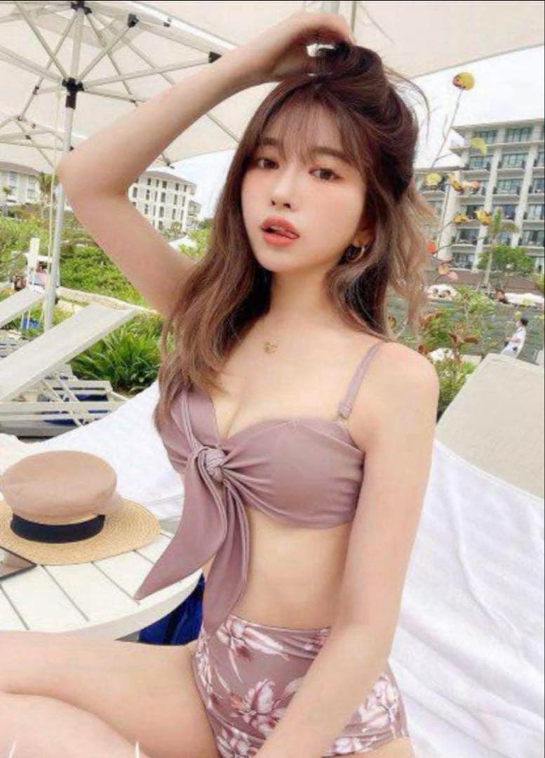 新品 タグ付き Darich ダーリッチ ピンク フラワー ビキニ 水着