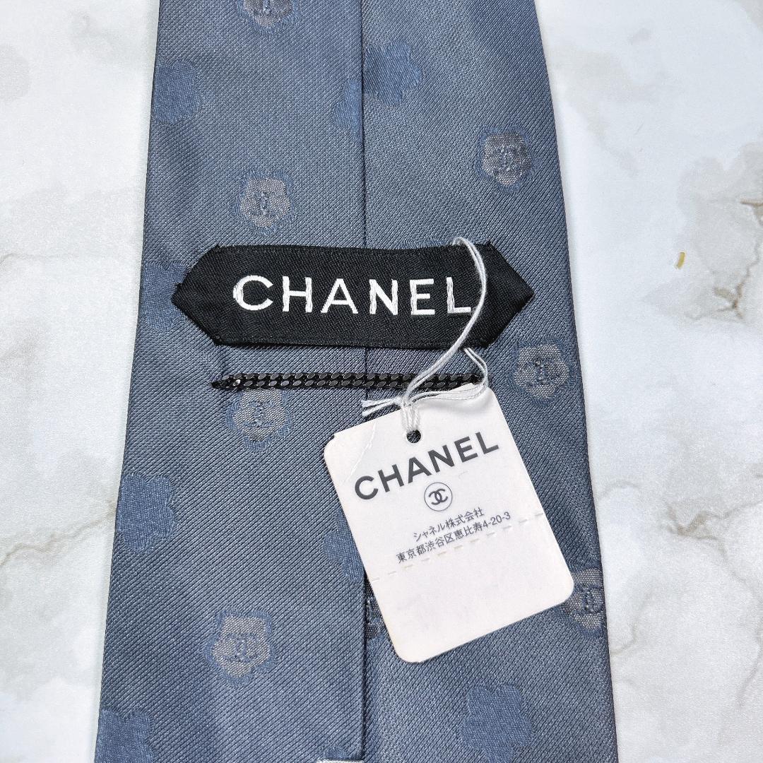 極美品　タグ付き　シャネル　ネクタイ　花柄　グレー　光沢　チェーン　現行　刺繍