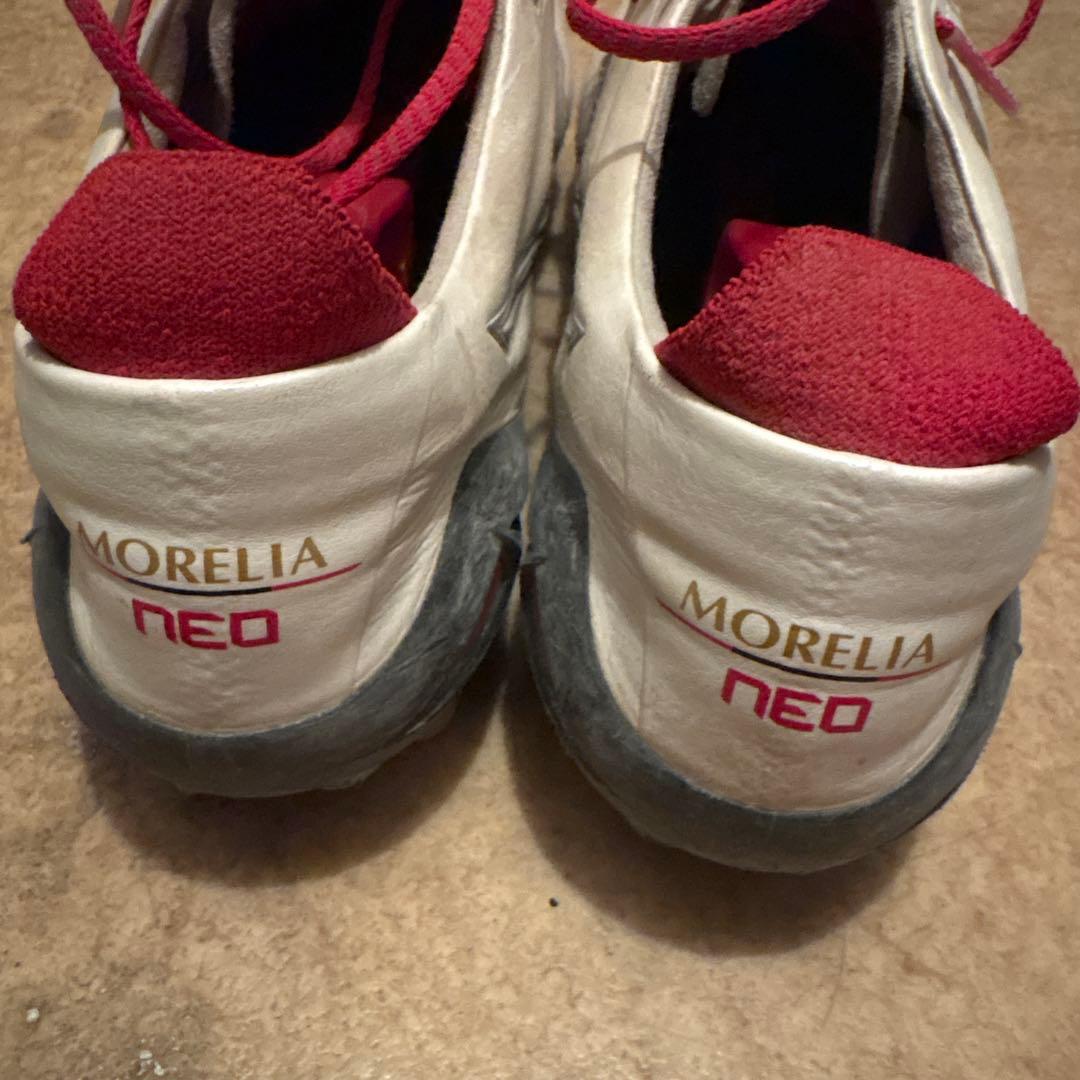 MORELIA NEO サッカーシューズ ホワイト/レッド