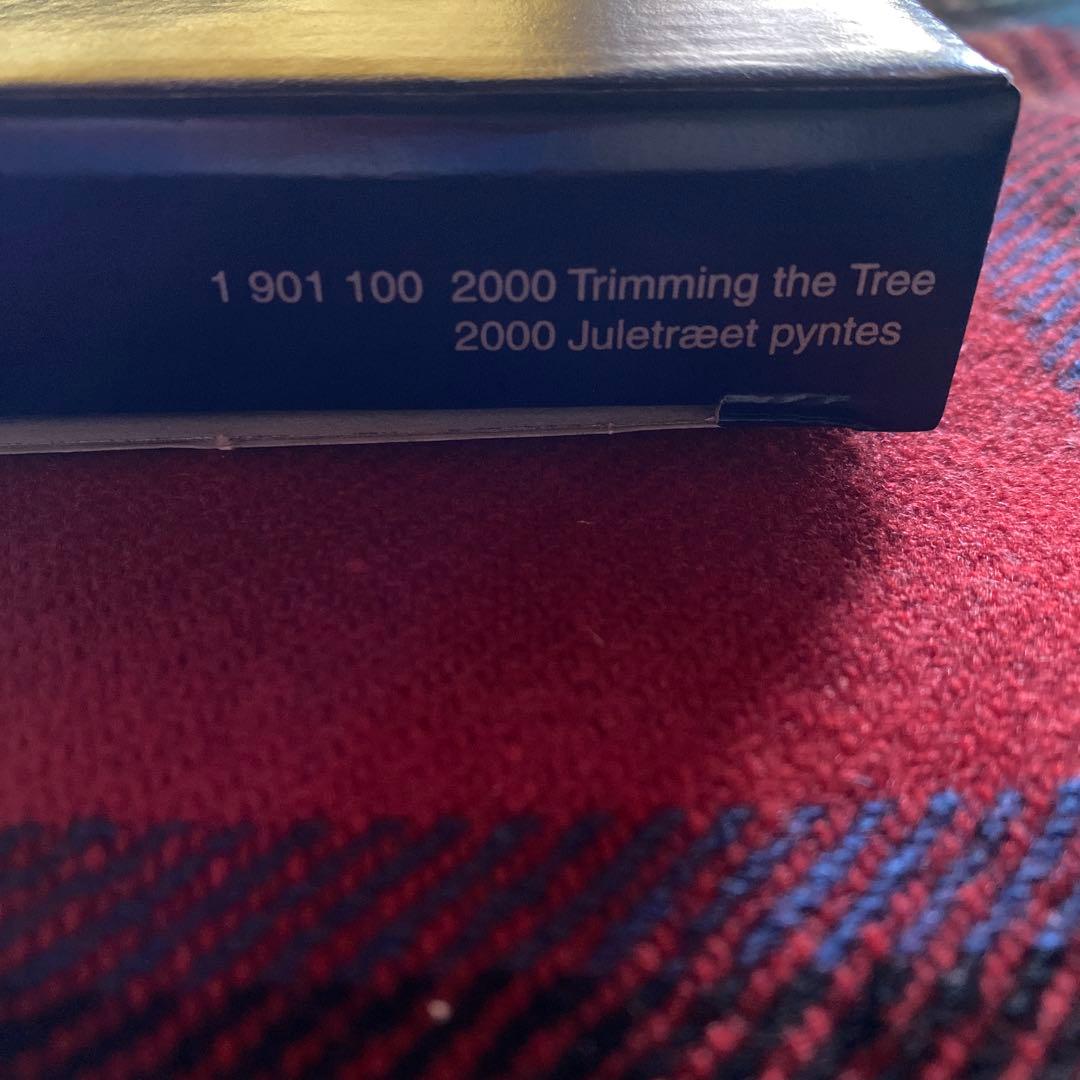 新品未開封　  イヤープレート2000年