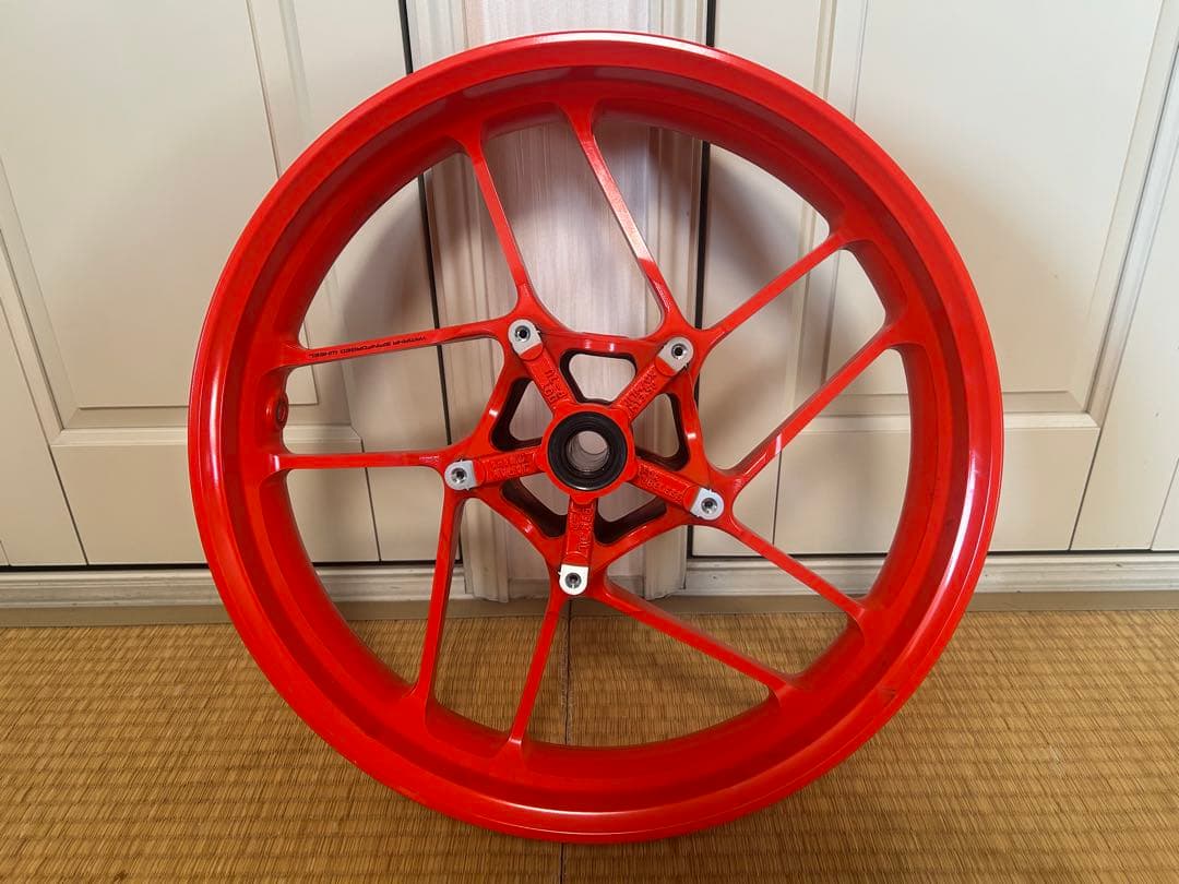 YAMAHA XSR900GP フロントホイール