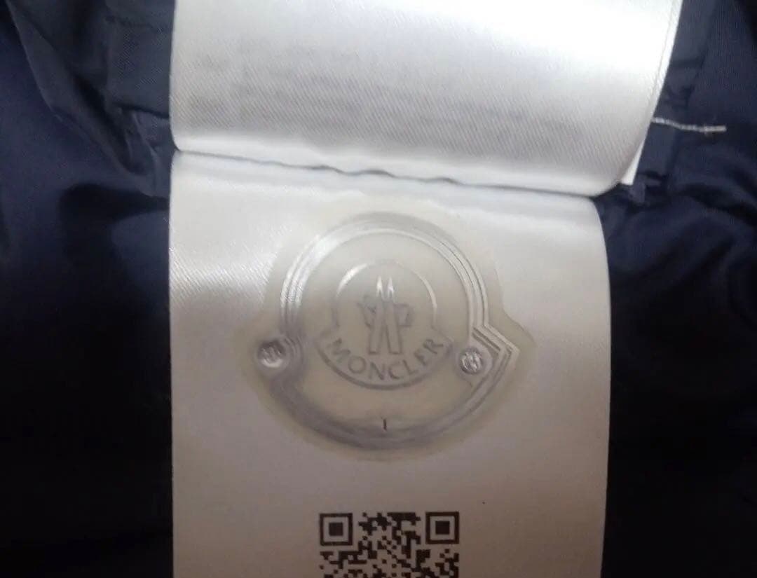 モンクレール　キッズ　ダウン　115センチ