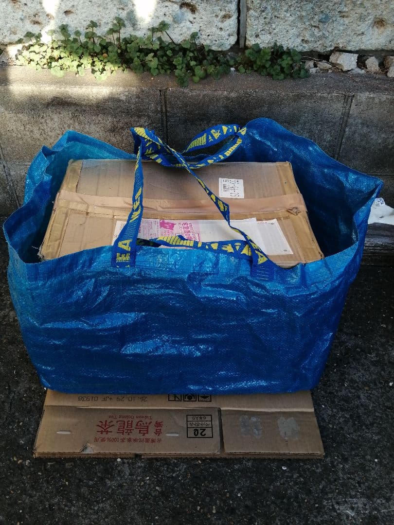 新品未使用、コンパクト薪ストーブ スチール製 煙突付き　おまけ付き