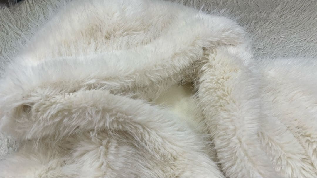 美品　eimy istoire フェイクファーフードジャケット　コート　白