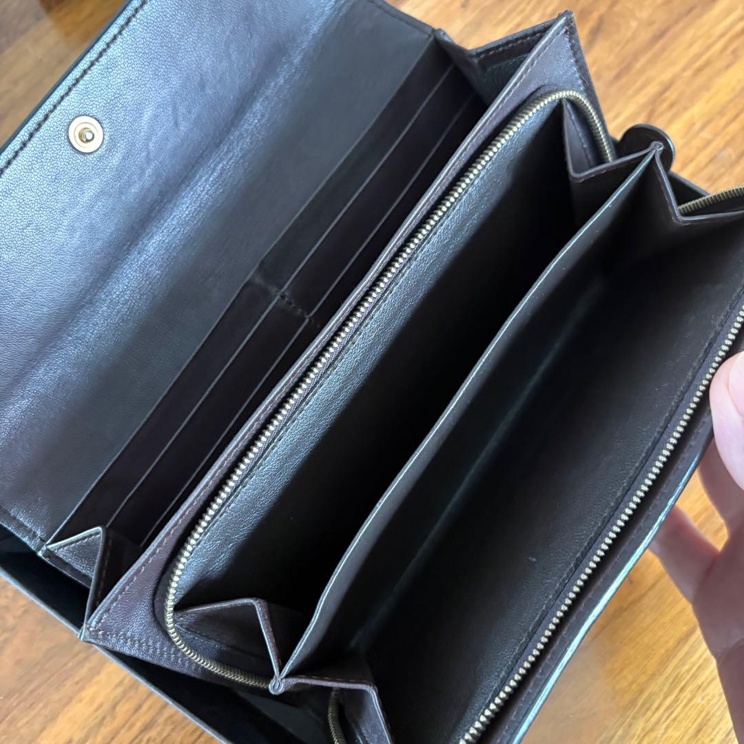 Bottega Veneta イントレチャート 長財布　こげ茶色ブラウン