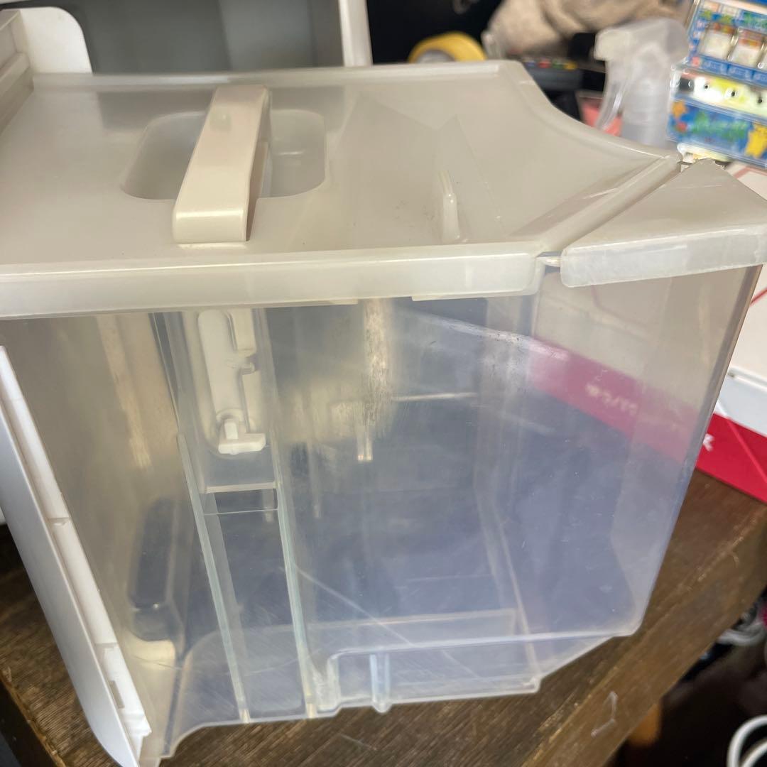 SHARP　シャープ　プラズマクラスター　除湿機　2021年製　CV－N120