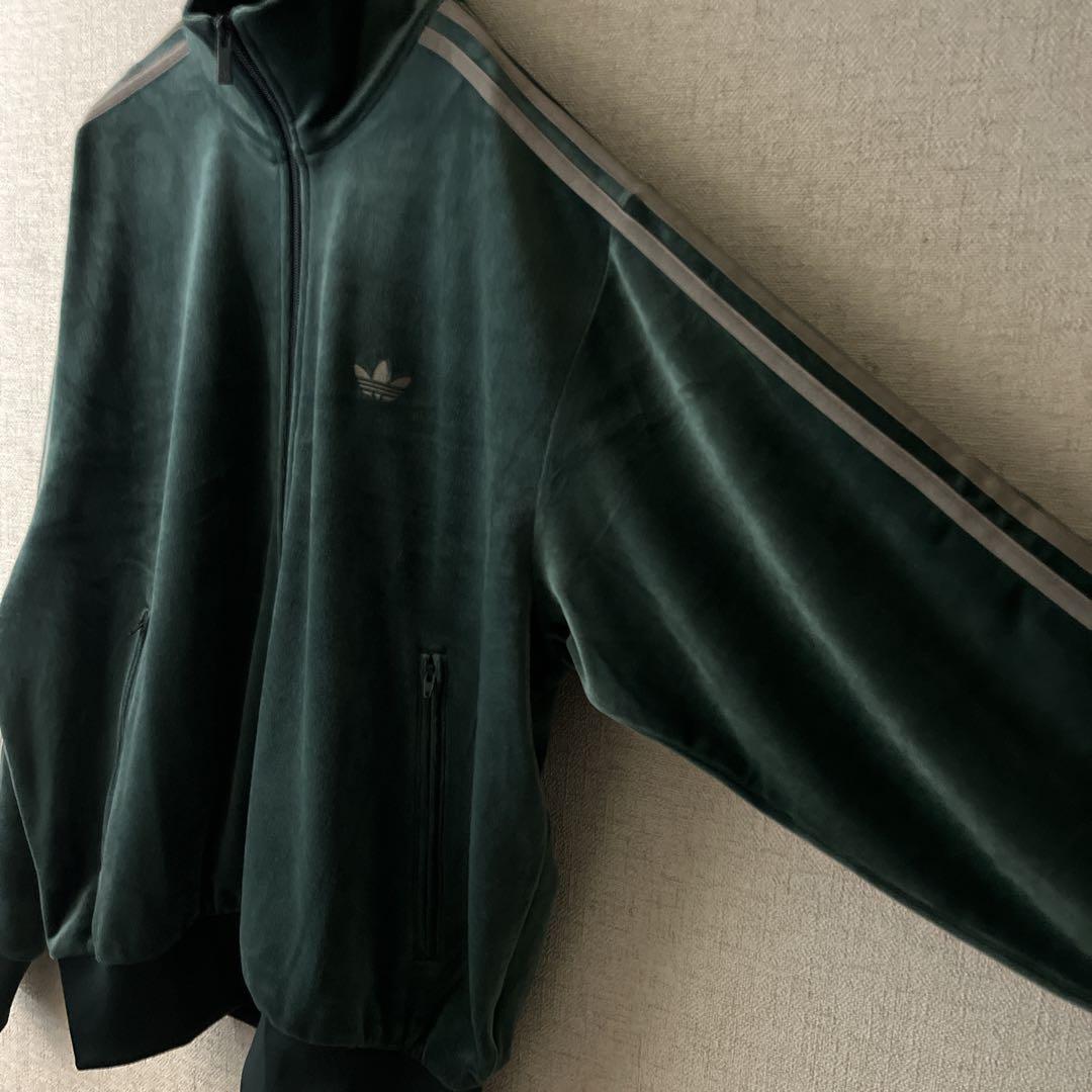 アディダス ファイヤーバード ベロア トラックトップ ジャージ グリーン