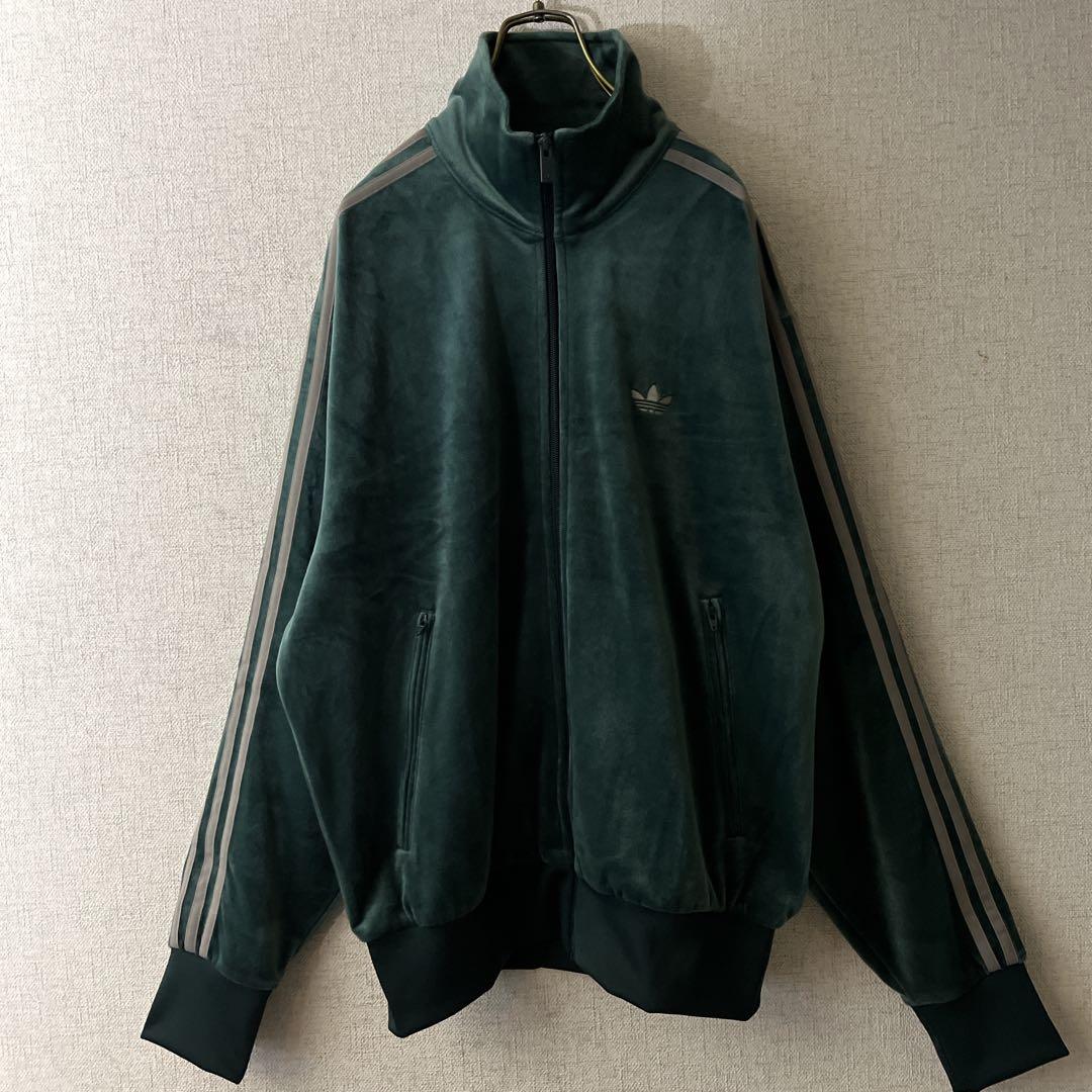 アディダス ファイヤーバード ベロア トラックトップ ジャージ グリーン