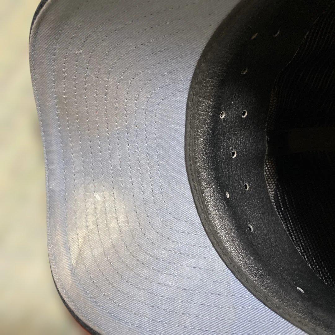 広島東洋カープ東出選手サイン入り キャップ（本人が現役時代実際使用していたもの）