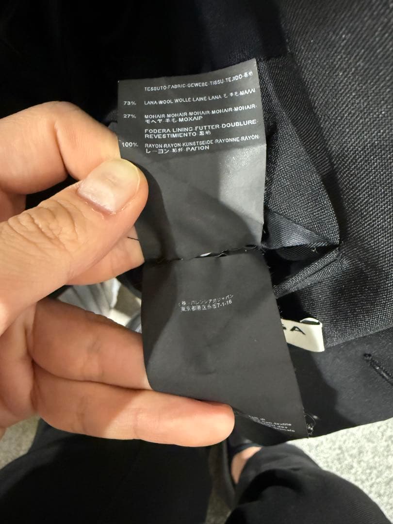 バレンシアガ　スーツセットアップ