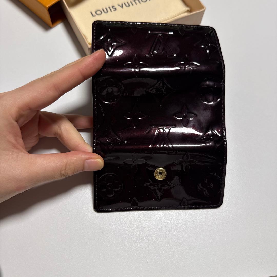 LOUIS VUITTON モノグラム ヴェルニ ミュルティクレ4 キーケース