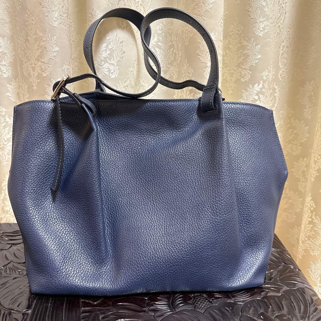 ネイビー 和光マウロゴヴェルナレザートートバッグ