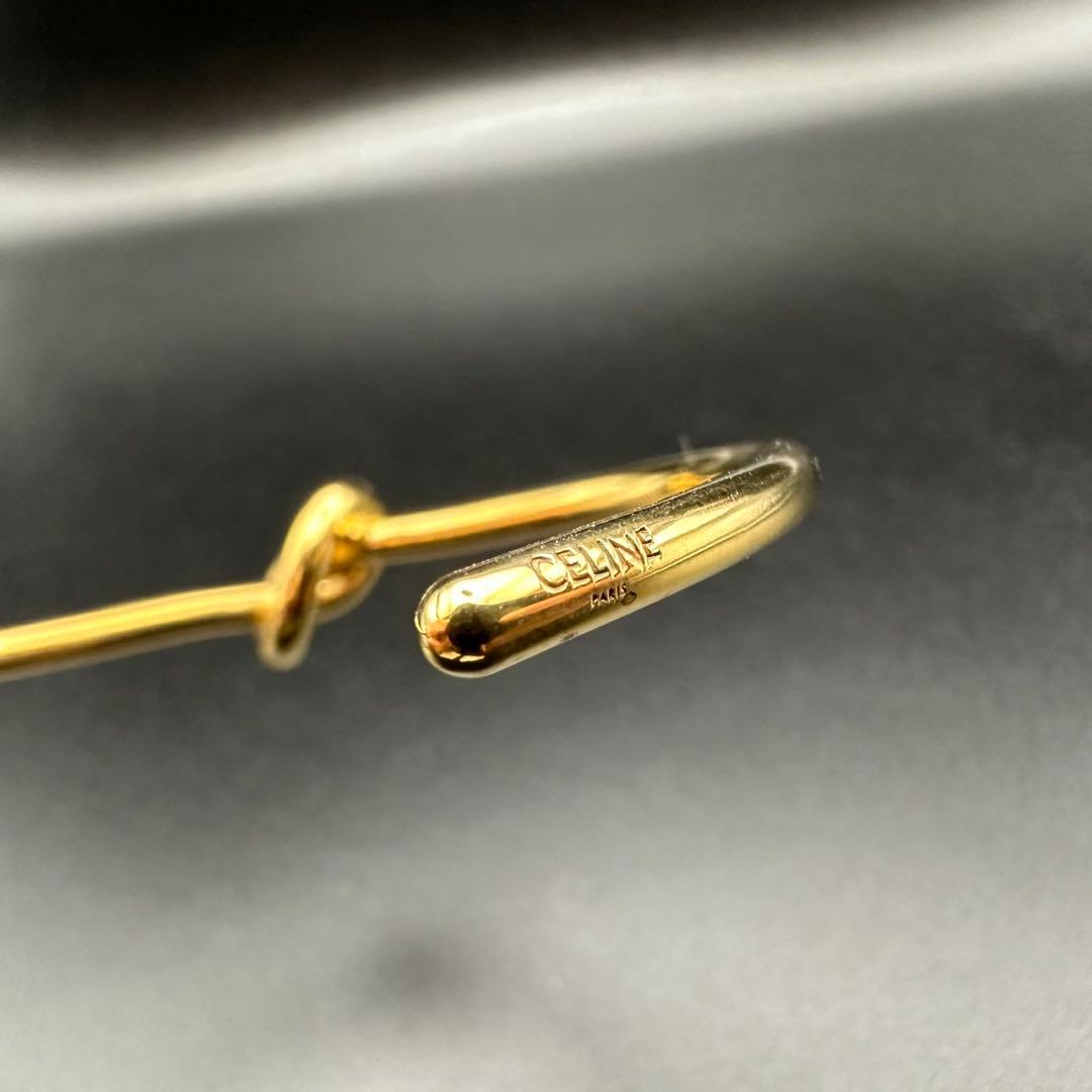 極美品✨　セリーヌ　バングル　ブレスレット　ノット　ロゴ　ゴールド　1371