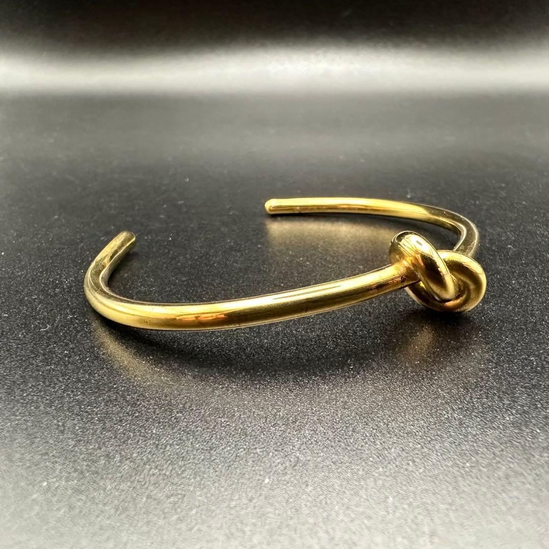 極美品✨　セリーヌ　バングル　ブレスレット　ノット　ロゴ　ゴールド　1371