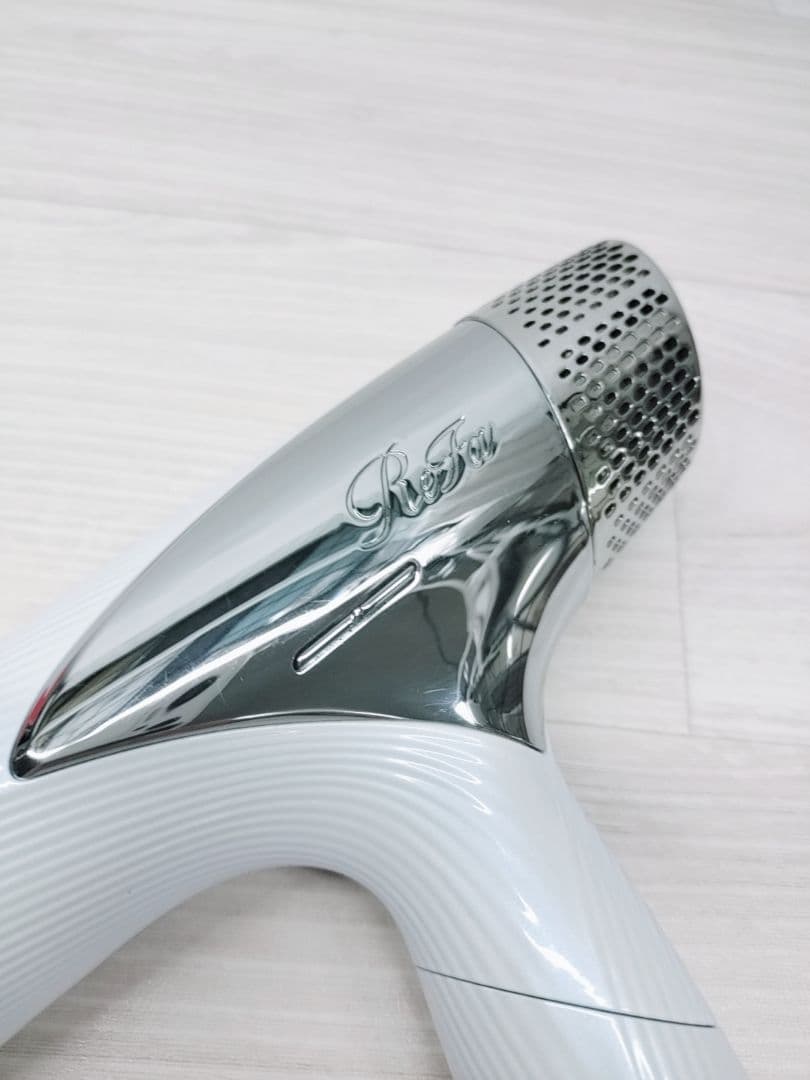 ほぼ未使用☺️Refa リファ ビューテックドライヤー スマート