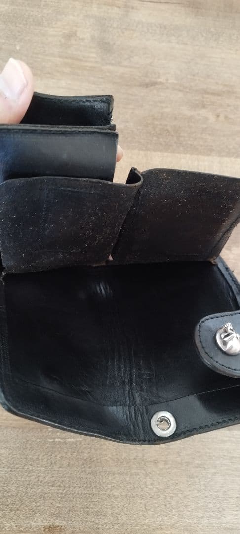 サーティーンデザインズ　レザーウォレット